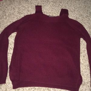 maroon sweater